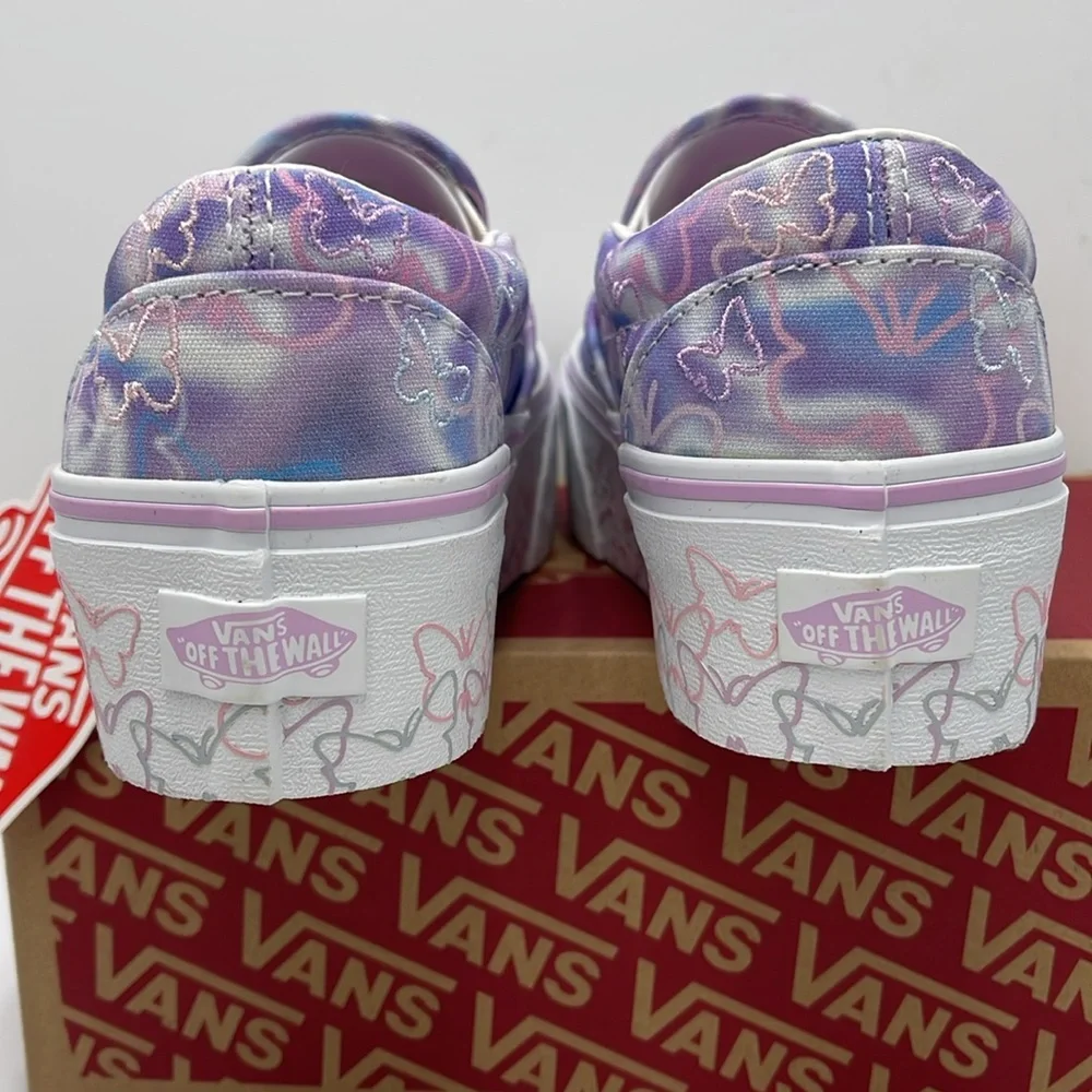 Vans WMNS Purple Platform Sneakers Classic Slip-On
Butterfly Dreams
VN0A7Q5RKPL - Picture 13 of 16
